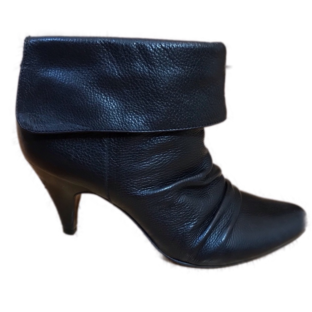 STEVE MADDEN BOOTIES